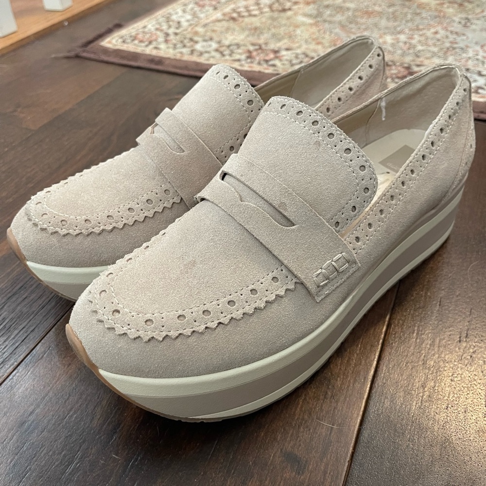 EUC Dolce Vita platform loafers